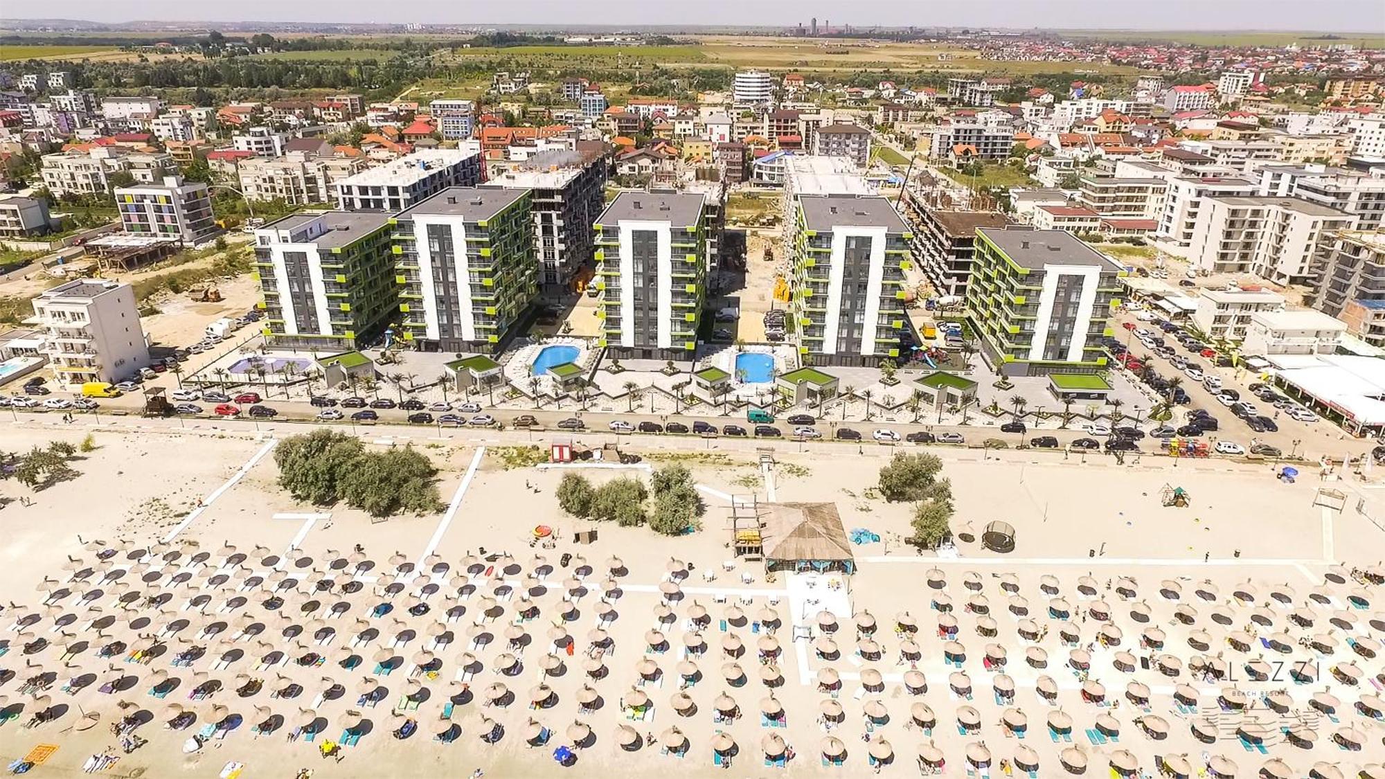 Alezzi Beach Resort Нэводари Экстерьер фото